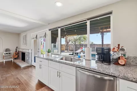 Kitchen - 8411 E Baker St, Tucson, AZ 85710 photo 5 of 6