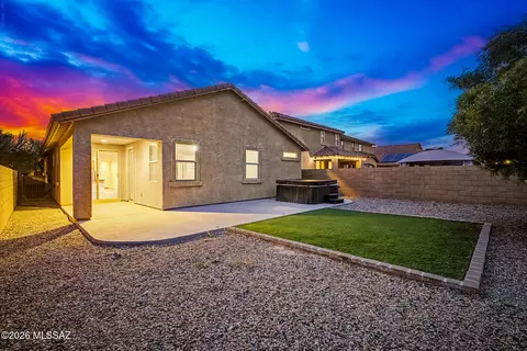 Exterior - 11394 E Squash Blossom Loop, Tucson, AZ 85747 photo 9 of 13