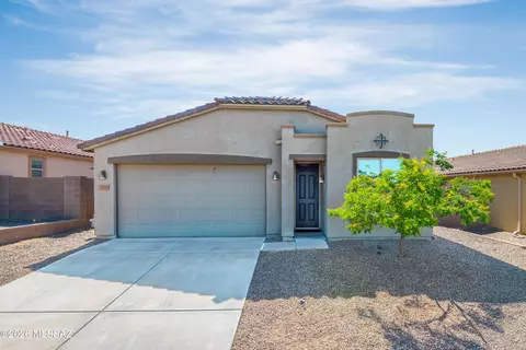 12192 N Golden Mirror Dr, Marana, AZ 85658