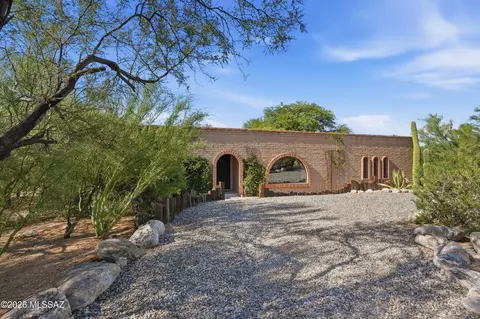 3564 E Nugget Canyon Pl, Tucson, AZ 85718