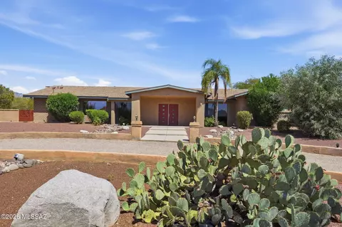 3560 N Pantano Rd, Tucson, AZ 85750