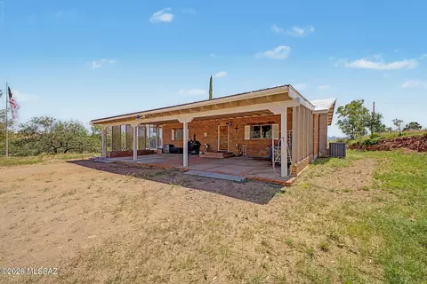 Exterior - 16450 W Arivaca Rd, Arivaca, AZ 85601 photo 3 of 7