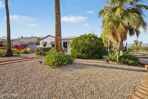 Exterior - 4655 E 8th St, Tucson, AZ 85711 photo 4 of 15