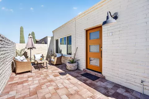 1870 W Orange Grove Rd, Tucson, AZ 85704