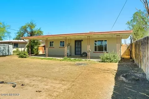 Exterior - 2120 E 33rd St, Tucson, AZ 85713 photo 3 of 4