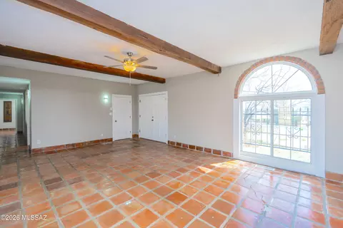 4 Cochise Ln, Bisbee, AZ 85603 photo 2
