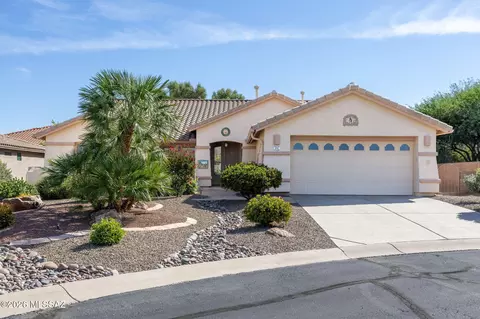 916 N Gulch Dr, Green Valley, AZ 85614