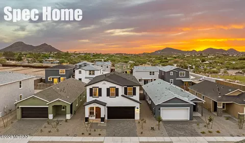 814 W Calle Lupa, Sahuarita, AZ 85629