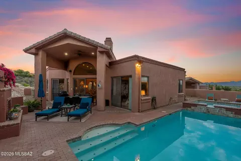 10050 N Alder Spring Dr, Tucson, AZ 85737