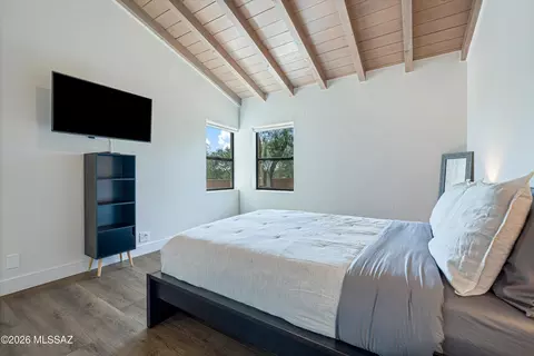 Bedroom - 7041 E River Rd, Tucson, AZ 85750 photo 3 of 3