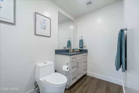 Bath - 7041 E River Rd, Tucson, AZ 85750 photo 1 of 5