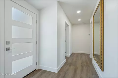 Entry Way - 7041 E River Rd, Tucson, AZ 85750 photo 1 of 1