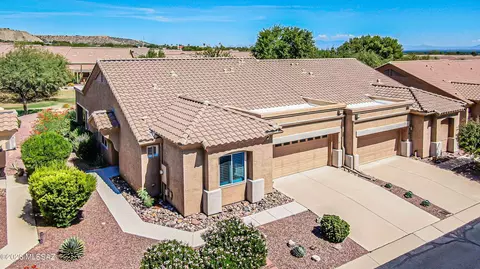 524 W Aspenwood St, Green Valley, AZ 85614