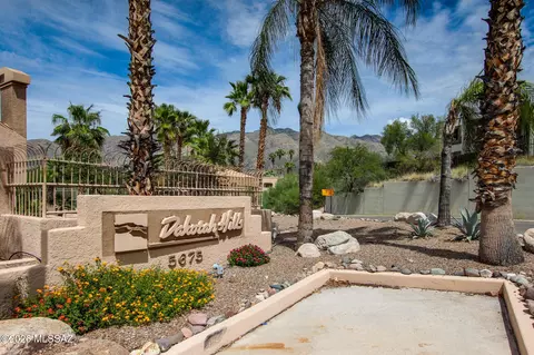 5675 N Camino Esplendora #5124, Tucson, AZ 85718