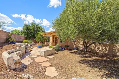 Exterior - 9162 E Lost Tree Dr, Tucson, AZ 85715 photo 3 of 9