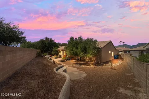 Exterior - 9162 E Lost Tree Dr, Tucson, AZ 85715 photo 6 of 9