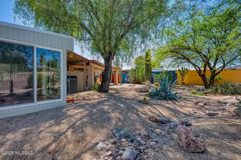Exterior - 5525 E 3rd St, Tucson, AZ 85711 photo 1 of 8