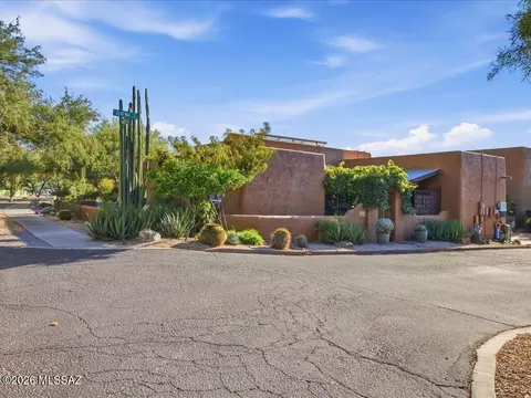 5280 S Thunder Sky Way, Tucson, AZ 85747