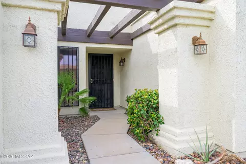 2619 W Old Glory Dr, Tucson, AZ 85741