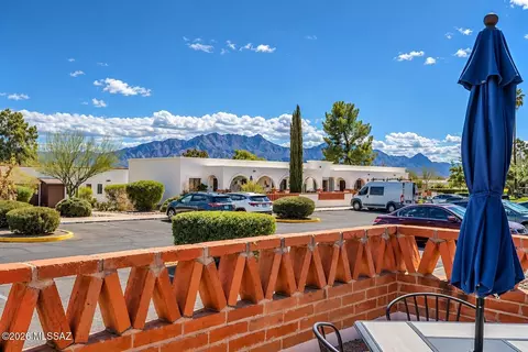 372 S Paseo Sarta #A, Green Valley, AZ 85614