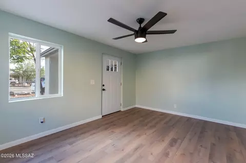 Living - 231 E District St, Tucson, AZ 85714 photo 4 of 6