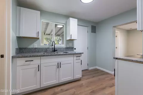 Kitchen - 231 E District St, Tucson, AZ 85714 photo 2 of 2