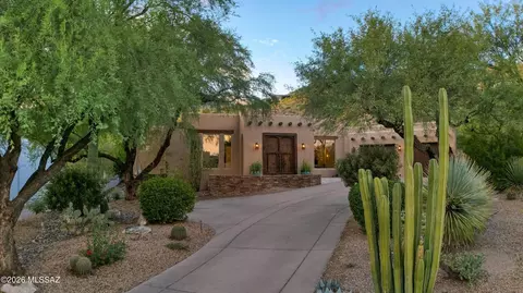 6881 E Desert Wind Ct, Tucson, AZ 85750