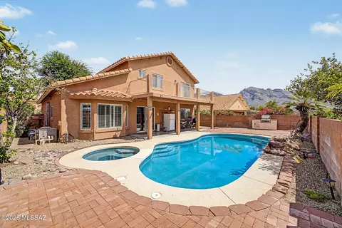 10527 N Camino Rosas Nuevas, Oro Valley, AZ 85737