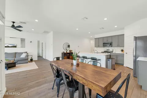 Dining - 12834 E Russo Dr, Vail, AZ 85641 photo 1 of 2