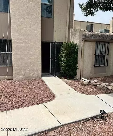 3750 N Country Club Rd #11, Tucson, AZ 85716