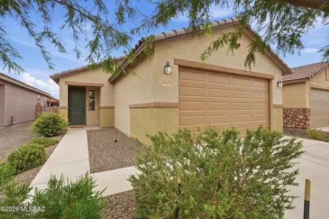 10494 W Waveland Dr, Marana, AZ 85653