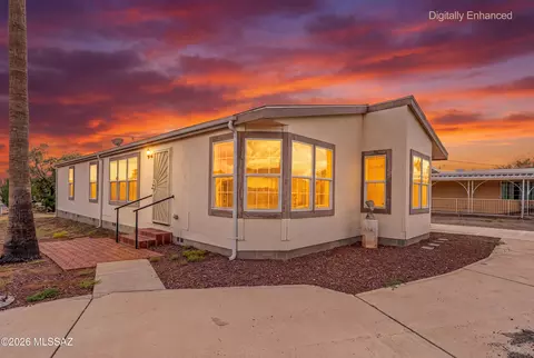 6111 W Flying M St, Tucson, AZ 85713