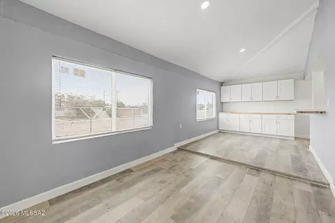 Living - 6101 E 23rd St, Tucson, AZ 85711 photo 5 of 6