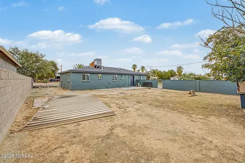 Exterior - 6101 E 23rd St, Tucson, AZ 85711 photo 4 of 6