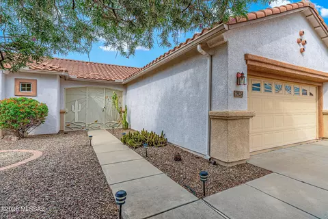 7924 W Blue Heron Way, Tucson, AZ 85743