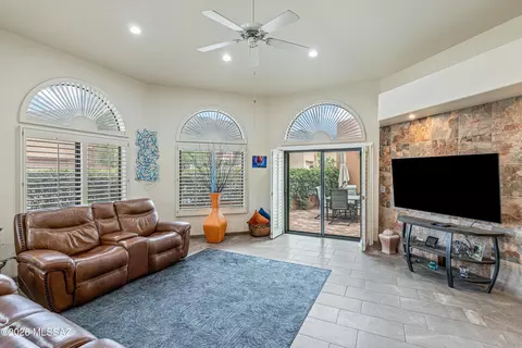 Living - 4580 E Red Mesa Dr, Tucson, AZ 85718 photo 2 of 3