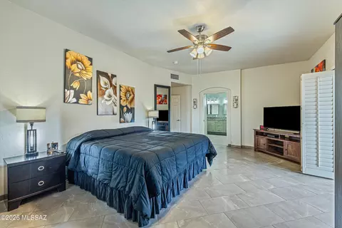 Bedroom - 4580 E Red Mesa Dr, Tucson, AZ 85718 photo 4 of 5