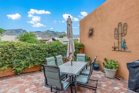 Exterior - 4580 E Red Mesa Dr, Tucson, AZ 85718 photo 6 of 10