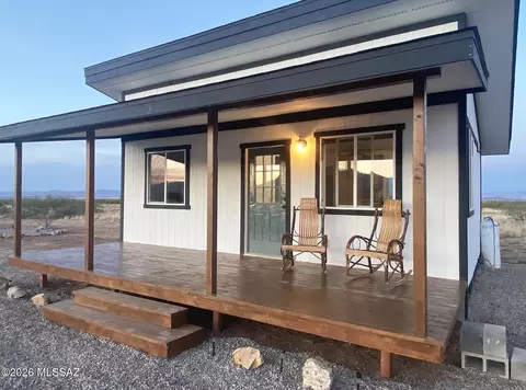 Exterior - 206 E Highland Rd, Pearce, AZ 85625 photo 3 of 4