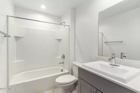 Bath - 12774 E Joffroy Dr, Vail, AZ 85641 photo 2 of 3