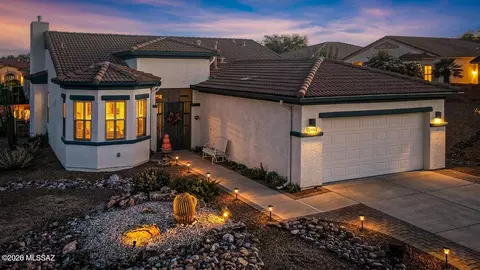 963 W Union Bell Dr, Green Valley, AZ 85614