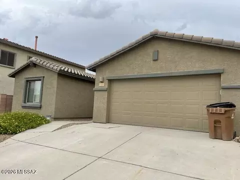 8152 N Wayward Star Dr, Tucson, AZ 85743