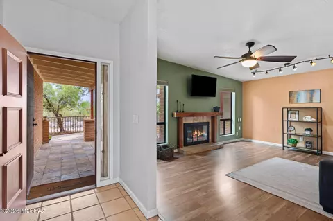 Entry Way - 10231 E Discovery Dr, Tucson, AZ 85748 photo 1 of 1