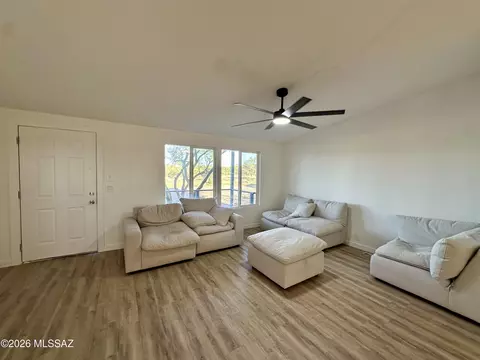 15000 W Many Horses Rd, Tucson, AZ 85736