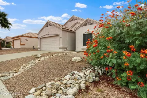 430 W Rio Sinaloa, Green Valley, AZ 85614
