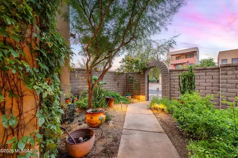 Exterior - 202 E Croydon Park Rd, Tucson, AZ 85704 photo 2 of 15