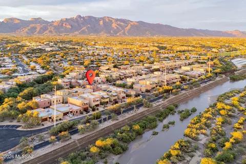 View/Area - 202 E Croydon Park Rd, Tucson, AZ 85704 photo 5 of 5