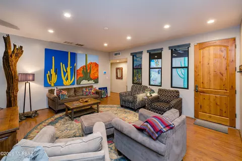 Living - 202 E Croydon Park Rd, Tucson, AZ 85704 photo 1 of 5