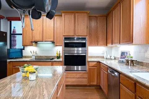 Kitchen - 202 E Croydon Park Rd, Tucson, AZ 85704 photo 3 of 4