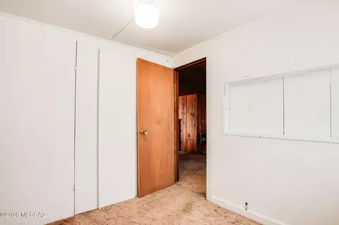 1749 W Higgins Ln, Tucson, AZ 85705